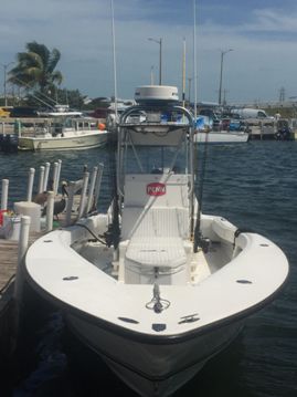 Conch 27 charter boat